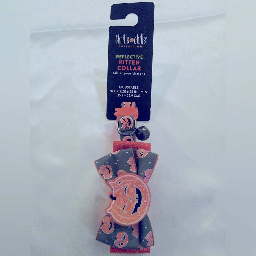 Thrills & Chills Reflective Pumpkin Kitten Collar